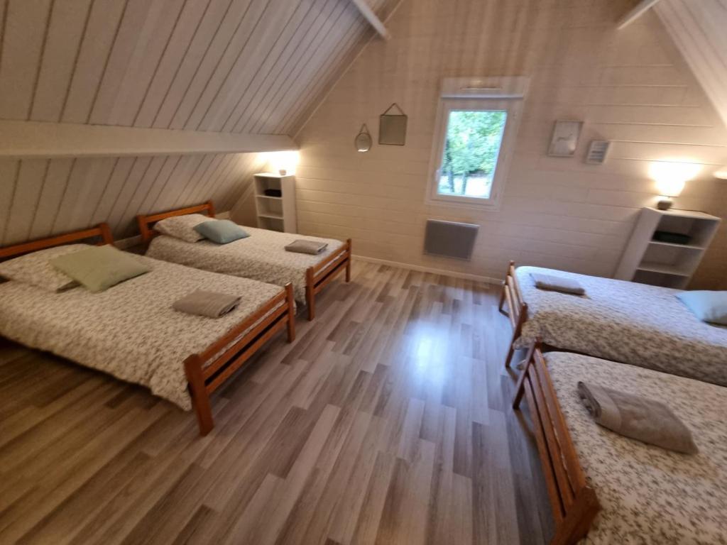 Les Chalets De Saumur, Piscine & Parc Boise, 100M Du Cadrenoir Luaran gambar