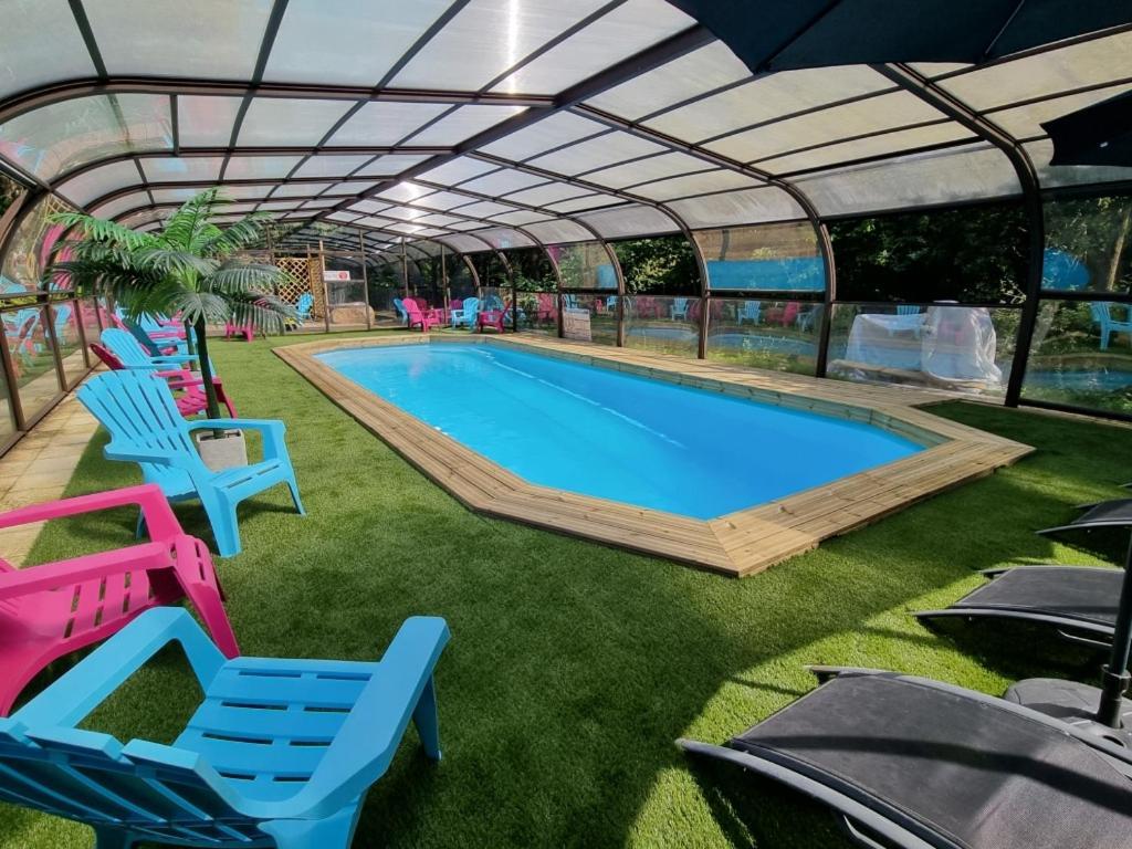Les Chalets De Saumur, Piscine & Parc Boise, 100M Du Cadrenoir Luaran gambar